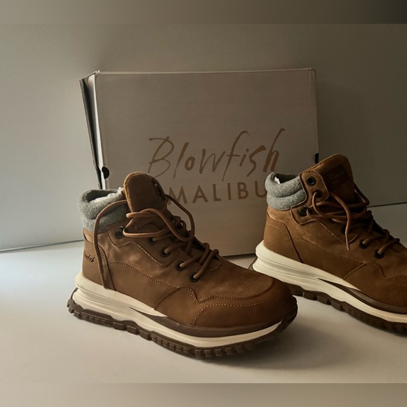 Blowfish Malibu Lodge Sneaker Boot Tan Ranger Microsuede Flannel - Picture 9 of 11